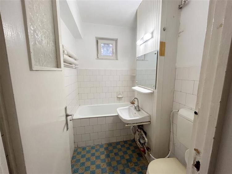 Apartament cu 2 camere decomandat în George Enescu