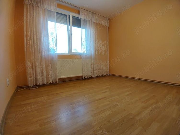 Apartament cu 2 camere decomandat în Marghita