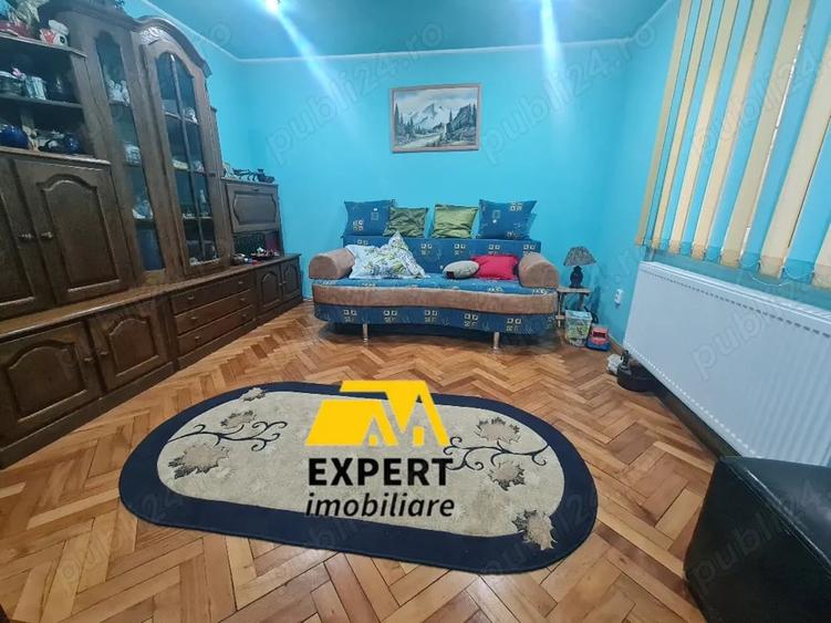 Casă cu 5 camere cu Teren 577 Mp în Brăilița