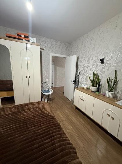 Casă individuală cu 4 camere cu Teren 330 Mp în Olteni