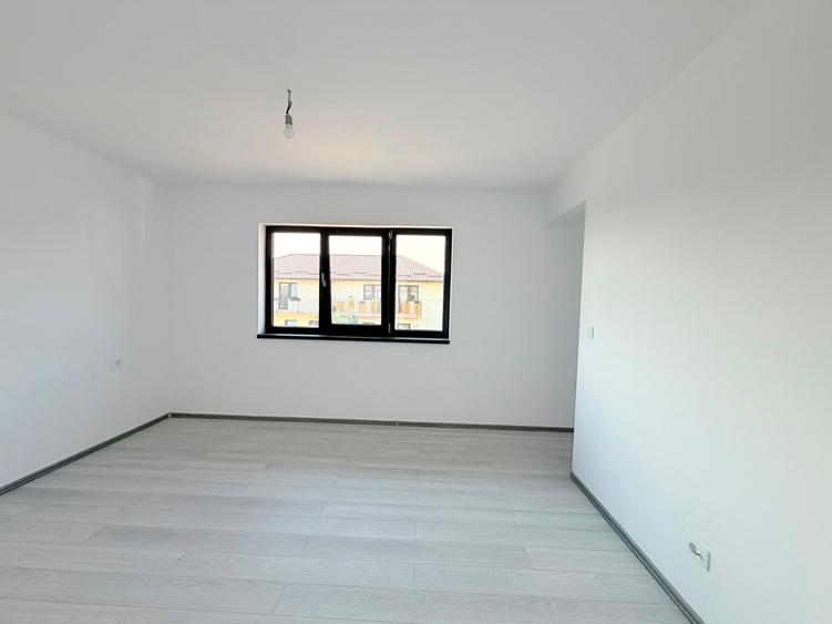 Casă cu 3 camere cu Teren 74 Mp în Cug