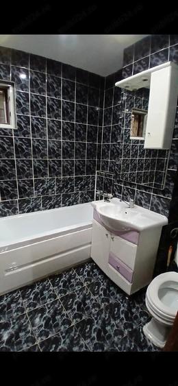 Apartament cu 3 camere decomandat în Țiglina 2