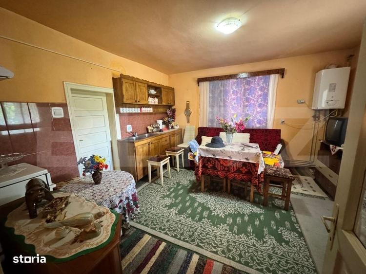 Casă cu 3 camere în Chețani