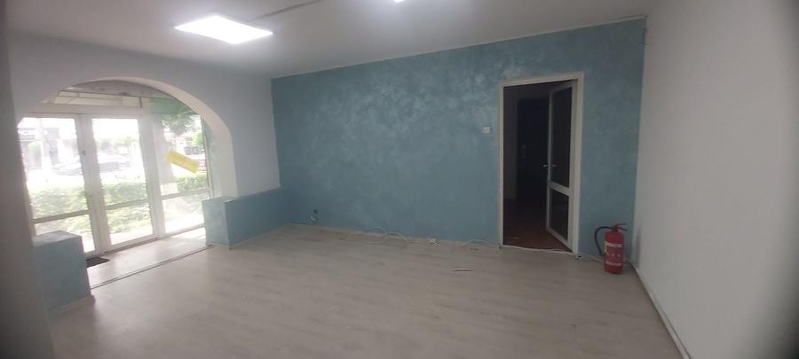 Spațiu comercial, de 55 mp, în Central