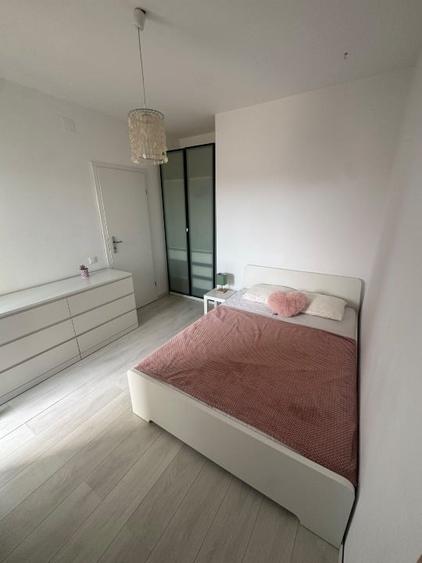 Apartament cu 3 camere semidecomandat, mobilat în 1 Decembrie 1918