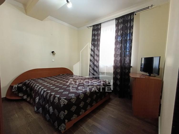 Apartament cu 2 camere semidecomandat în Ronaț