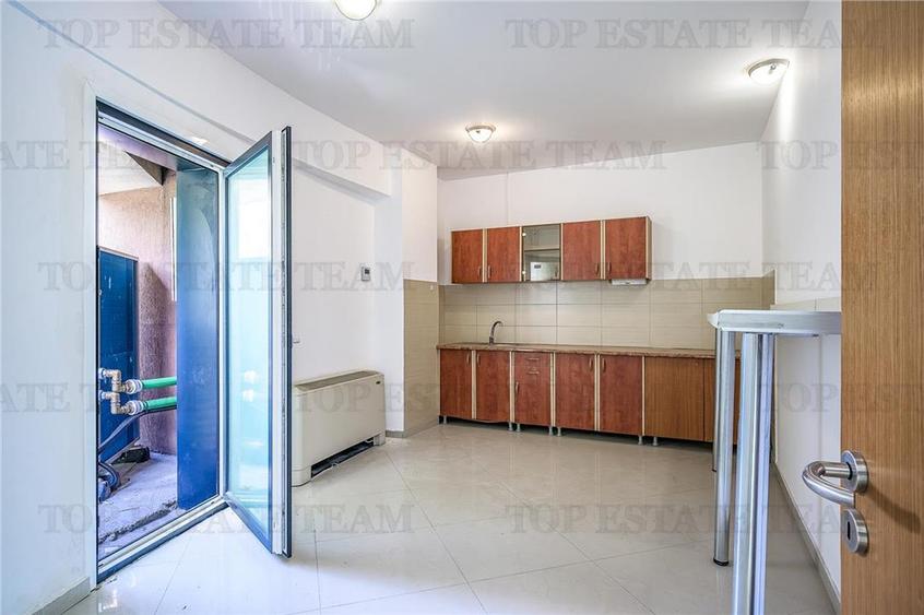 Spațiu comercial, de 285 mp, în Baba Novac