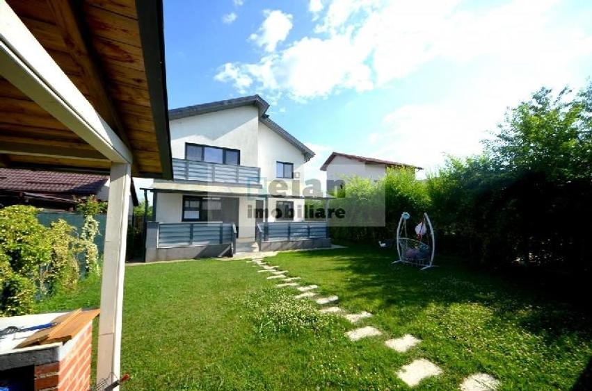 Casă cu 6 camere cu Canalizare în Săftica
