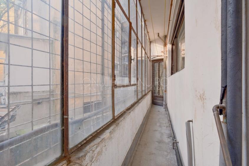 Apartament cu 5 camere circular în Armeneasca