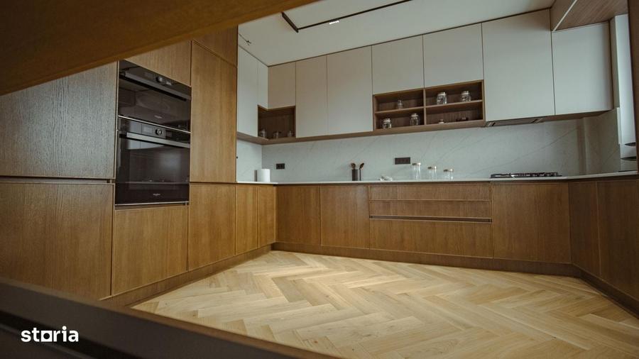 Apartament cu 4 camere în Central