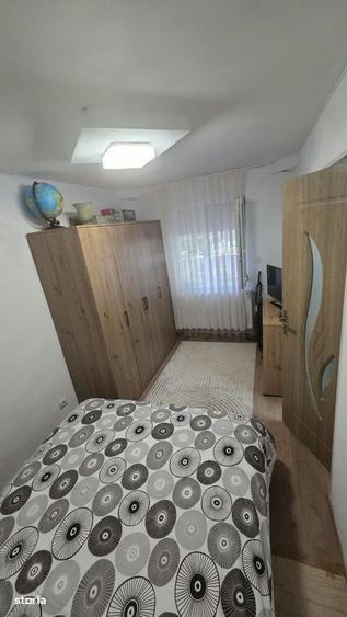 Apartament cu 2 camere în Micro 14