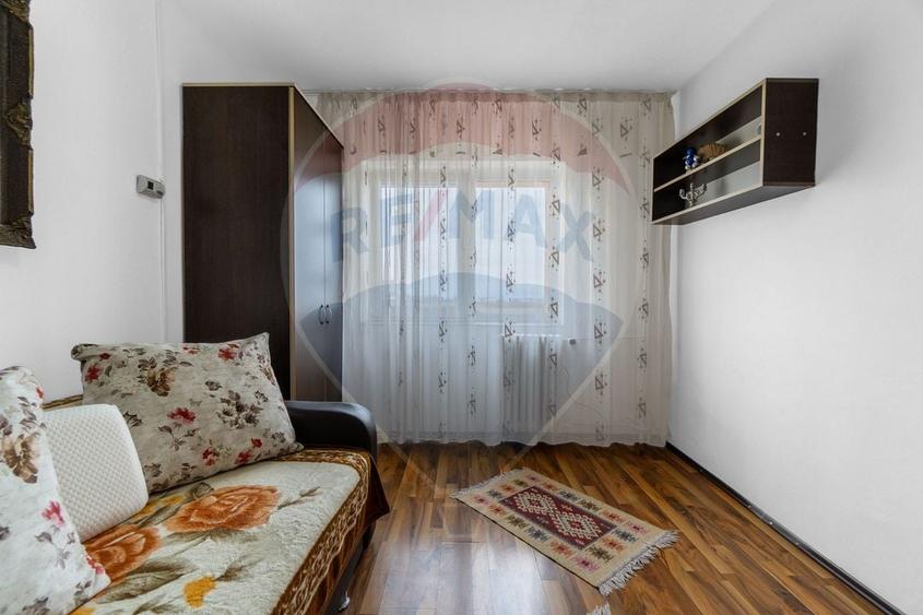 Apartament cu 2 camere decomandat în Craiter