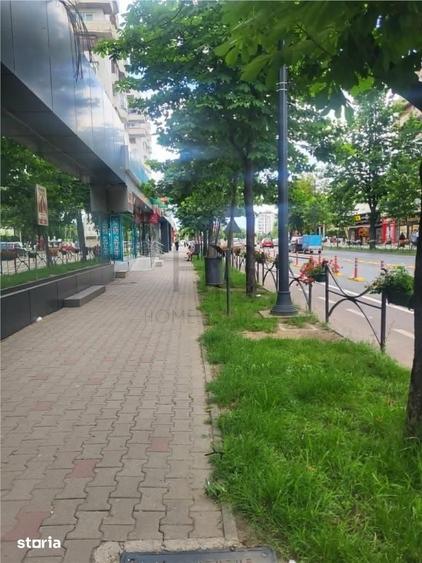 Spațiu comercial, de 350 mp, în Ultracentral