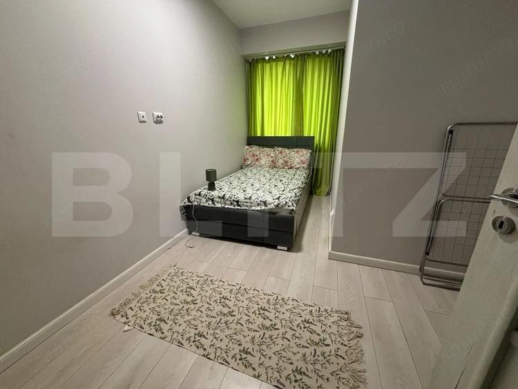 Apartament cu 3 camere decomandat în Filiași