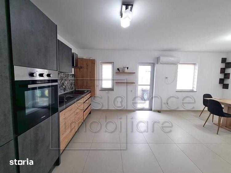 Casă cu 4 camere cu Teren 350 Mp în Borhanci