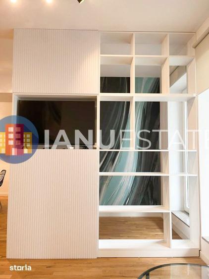 Apartament cu 2 camere semidecomandat, mobilat în Văcăresti