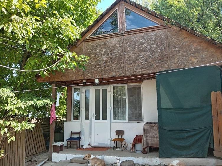 Casă cu 3 camere în Central