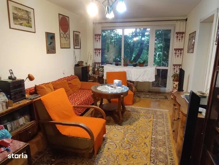 Apartament cu 3 camere, mobilat în 7 Noiembrie