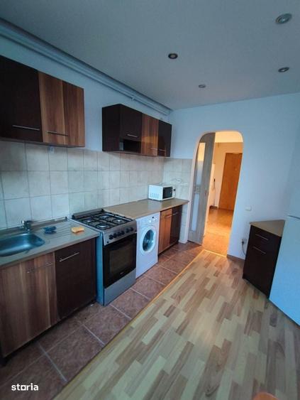 Apartament cu 2 camere decomandat în Semicentral
