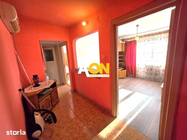 Apartament cu 3 camere decomandat, mobilat în Ultracentral
