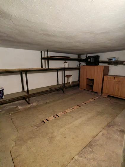 Apartament cu 3 camere decomandat în Coman