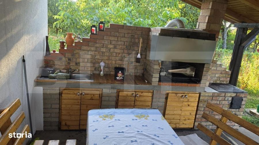 Casă cu 4 camere în Colțirea