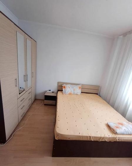 13 Septembrie, stradal, Prosper, Liceul Ion Barbu, 2 ac, tv, renovat - 2