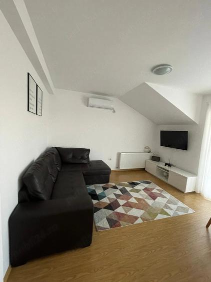 Apartament cu 2 camere decomandat în Dumbrăvița