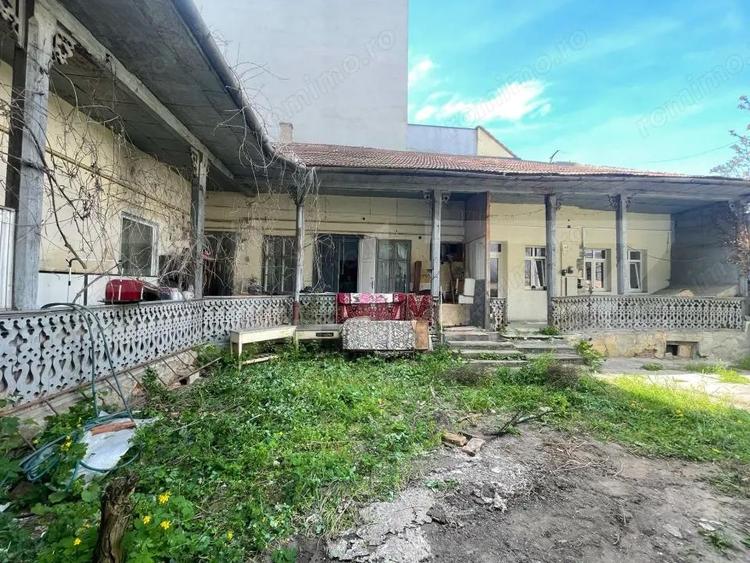 Casă cu Teren 274 Mp în Central
