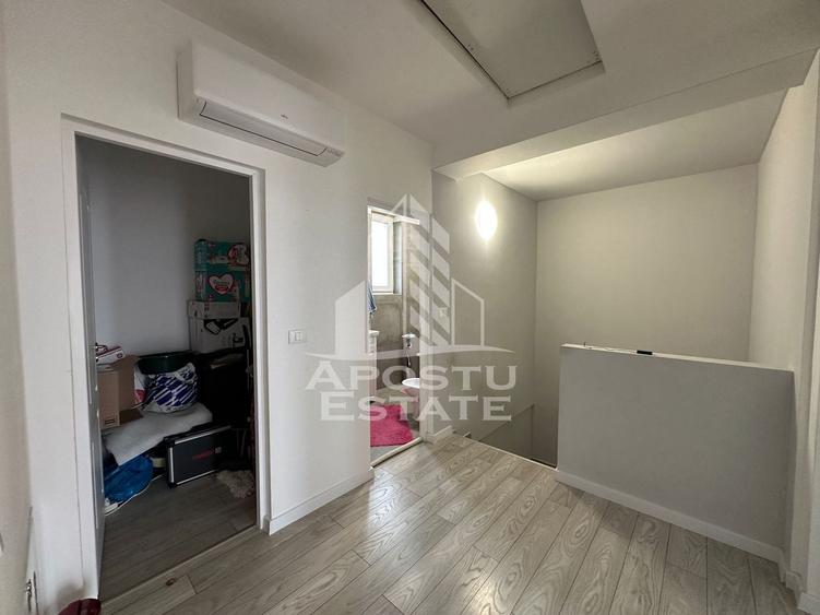 Duplex cu 4 camere cu Canalizare în Urseni