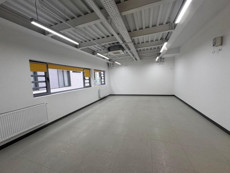 Spațiu comercial, de 1,500 mp, în Băneasa