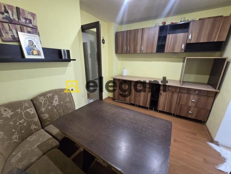 Apartament cu 3 camere decomandat, mobilat în Sărari