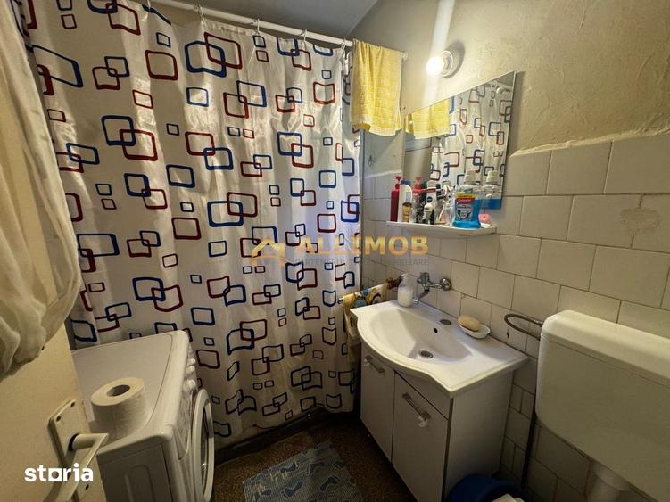 Apartament cu 2 camere semidecomandat în Democrației