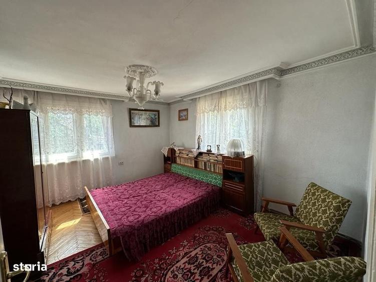 Casă cu 4 camere în Răgman