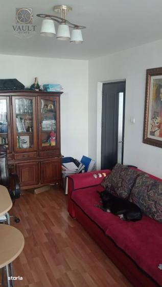Apartament cu 3 camere decomandat, mobilat în Pantelimon
