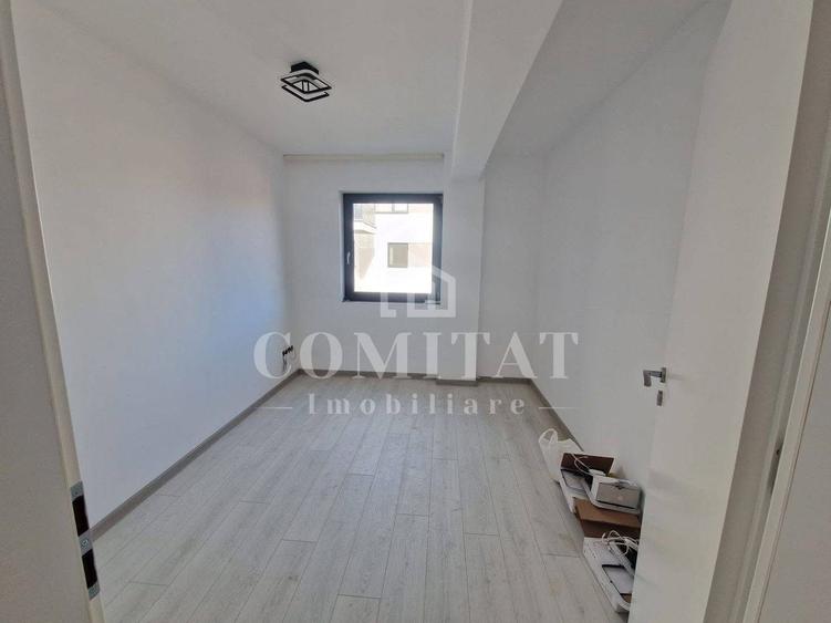 Apartament cu 3 camere semidecomandat în Someșeni