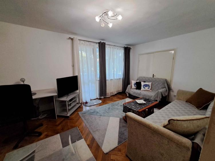 Inchiriez apartament 3 camere, decomandat, Tg. Mures, Tudor - 3