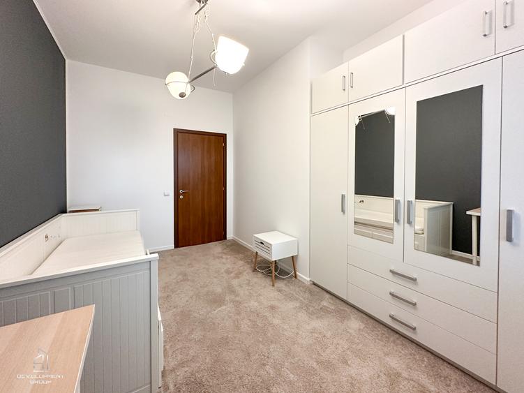 Apartament cu 3 camere semidecomandat în Iancu Nicolae