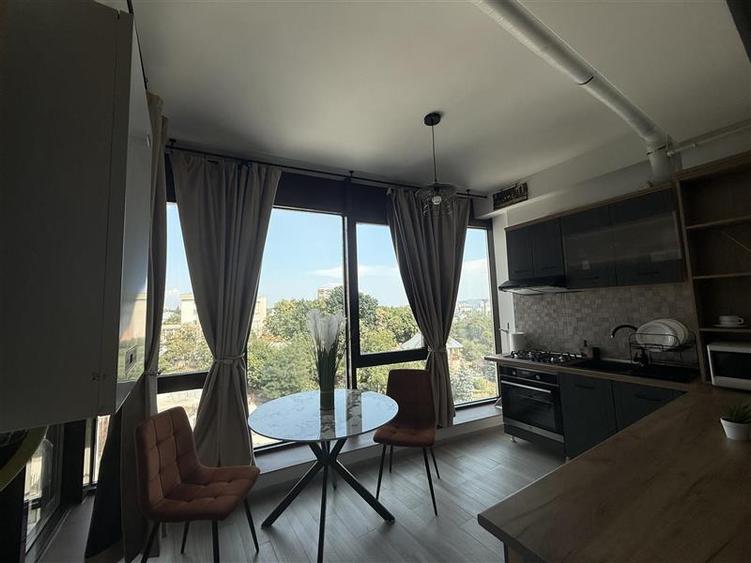 Apartament cu 2 camere decomandat, mobilat în Aeroport