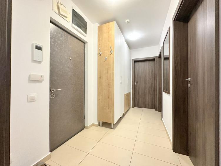 Apartament cu 2 camere decomandat, mobilat în Central