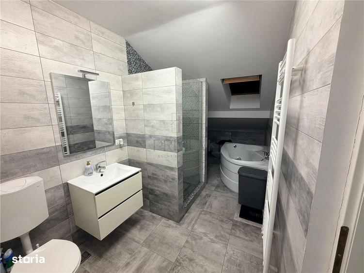 Apartament cu 4 camere în Central