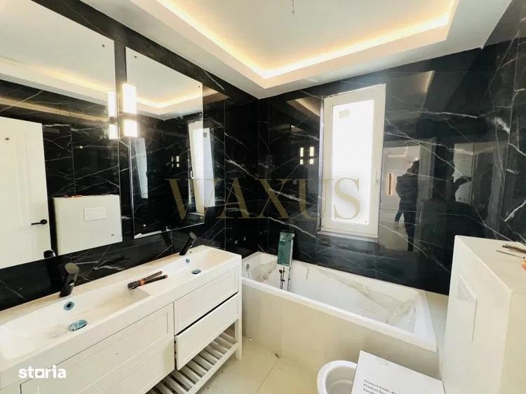 Duplex cu 4 camere cu Canalizare în Florești