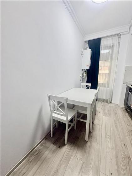 Apartament cu 2 camere decomandat, mobilat în Tomis Plus
