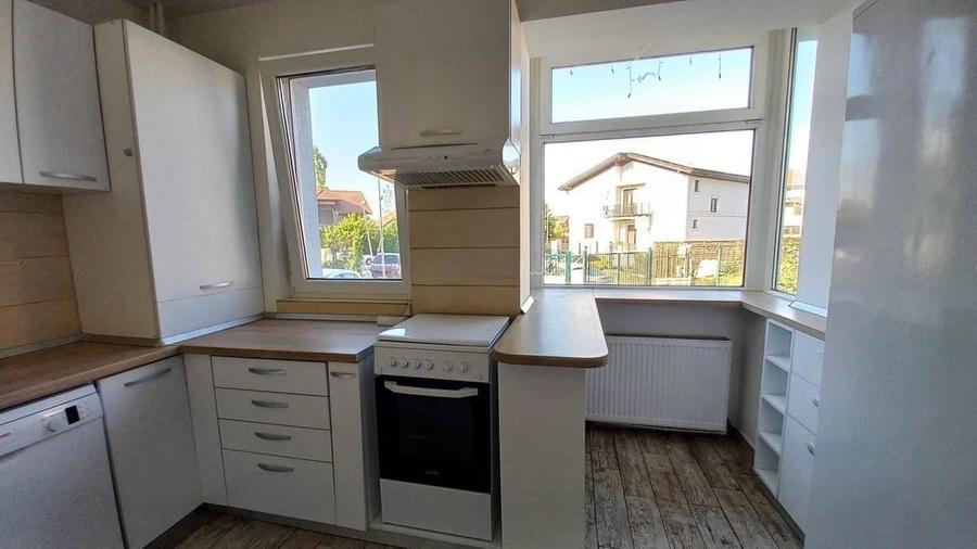 Duplex cu 4 camere cu Canalizare în Aviației