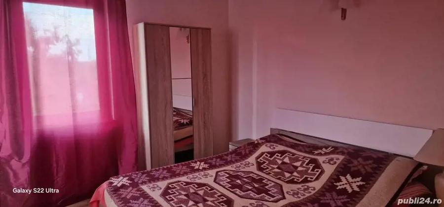 Casă cu 6 camere cu Teren 431 Mp în Aradului