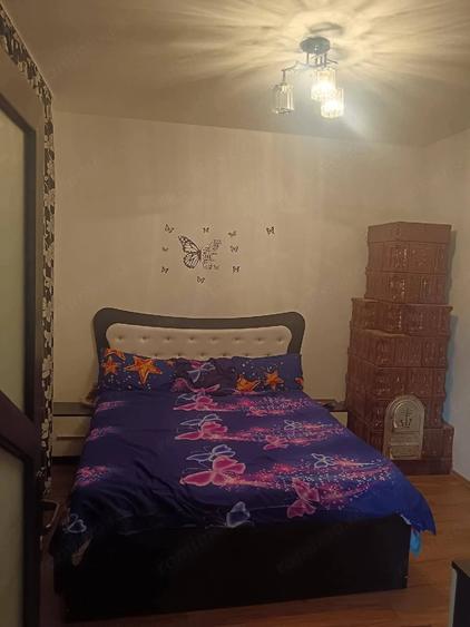 Casă cu Teren 2100 Mp în Sărățeni