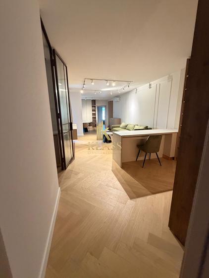 Apartament cu 4 camere decomandat în Iancu Nicolae