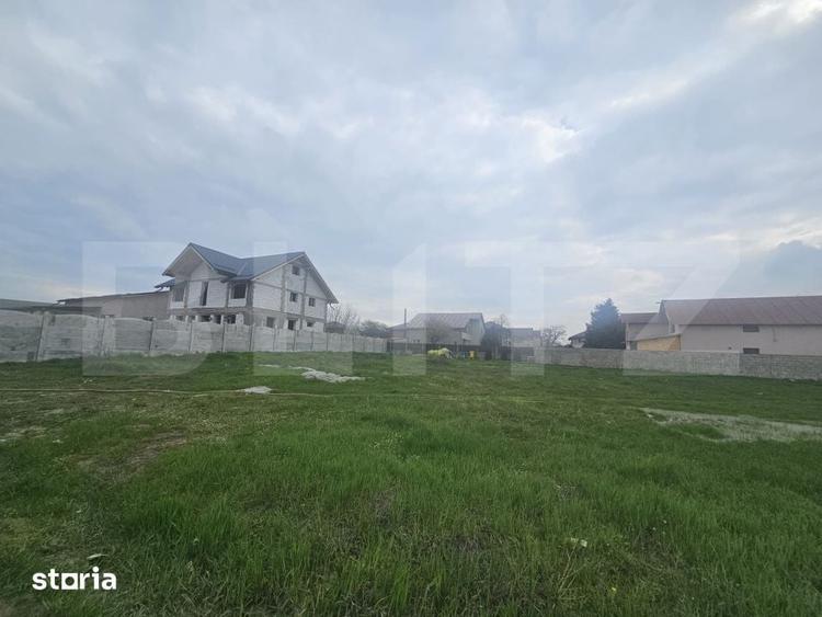 Teren de 700 mp, în Șimnicu de Sus