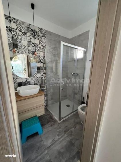 Casă cu 4 camere cu Teren 270 Mp în Central