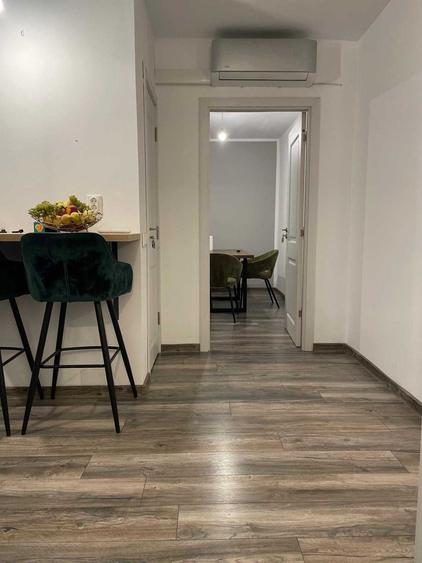 Apartament cu 3 camere decomandat în Tudor